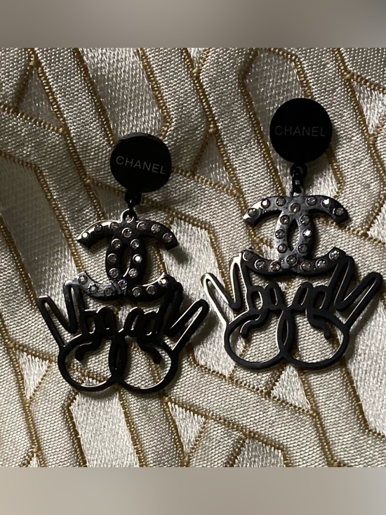 Jewelry - ChaneI. Peace ✌🏻 Sign Earrings Black with Crystal Accents